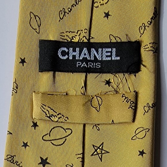CHANEL Men's Vintage Tie 100% Silk Made in Italy yellow stars & planets CHANELs - Picture 2 of 5